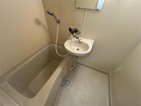 レークヒルI 部屋画像