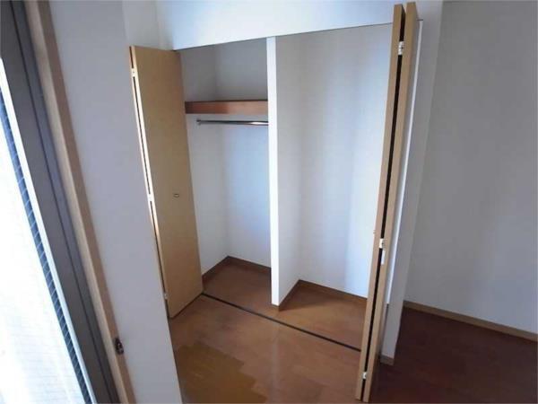プレサンス神戸メリケンパーク前 収納