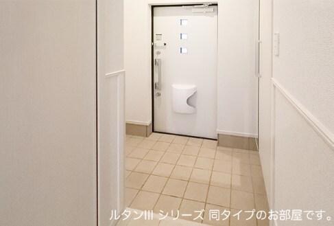 サンティエＮＡＧＡＩ 玄関