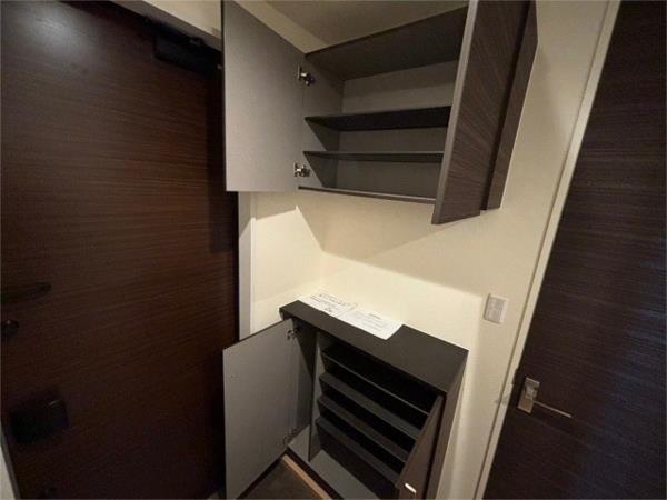 Grand Maison延末東 玄関