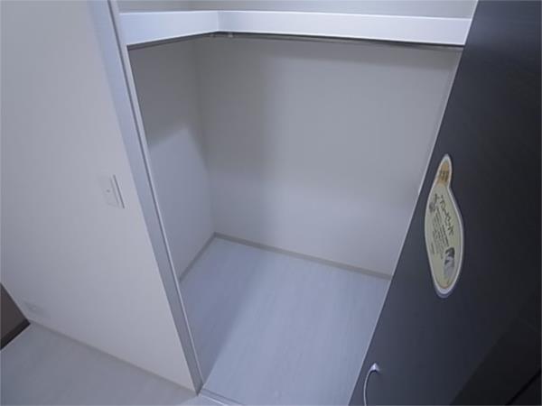 エル・イソベ三宮 収納