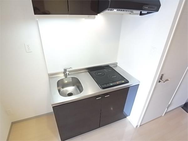 ロイスグラン神戸下沢通 キッチン