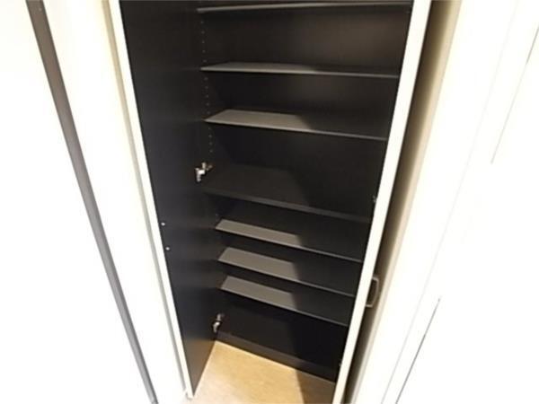 アバンダントハウス 玄関