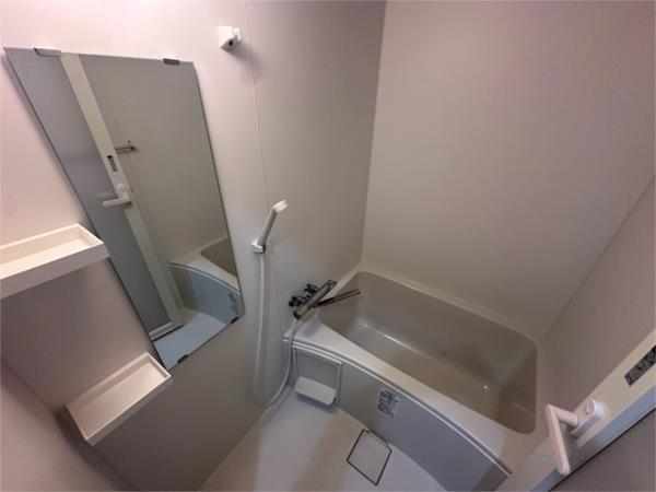 灘北通9丁目一戸建 バス／シャワー