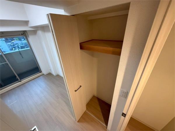 プレサンス三宮エレガンシア 収納