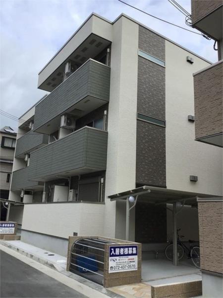 フジパレス西宮北口III番館 玄関