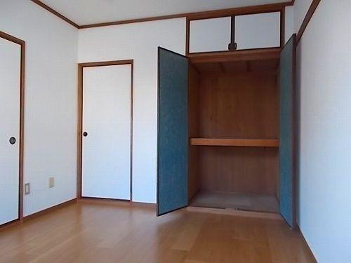 メゾン井貫 収納