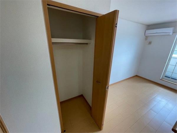 フェアリー鷹取 収納