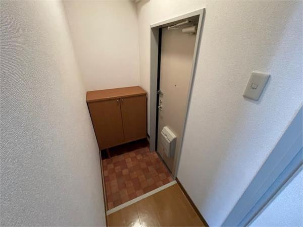 フラッツネオシティー 玄関