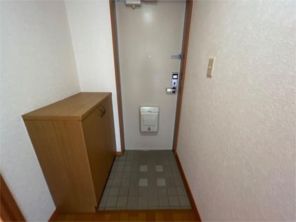 プチ・ボヌール 玄関