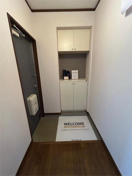 リバーサイド　弐番館 玄関