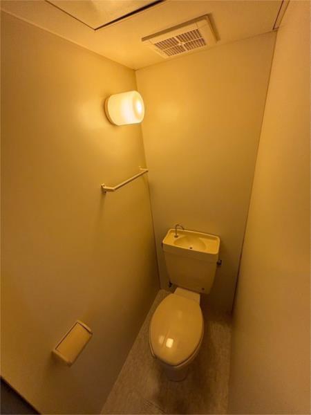 OAFLAT宇佐崎 トイレ
