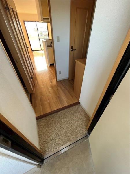 シャルマンプレイス 玄関