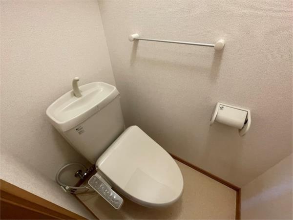 フローリアン・F トイレ