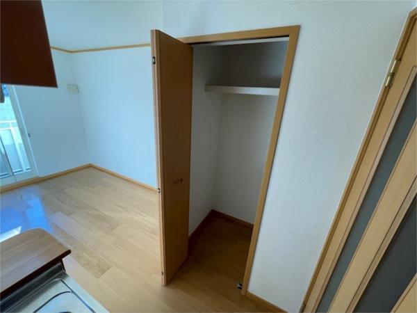 フローリアン・F 収納