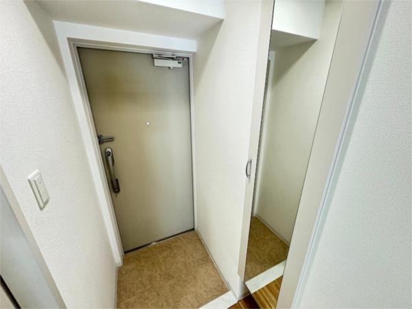 シュロス　フォン　アイン 玄関