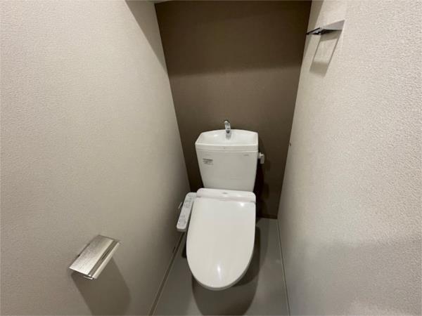 プレサンス三宮セントウエル トイレ