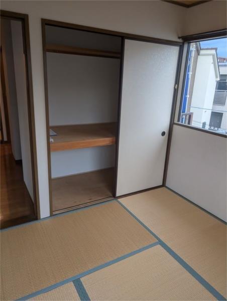 前田ハイツ上大市 収納