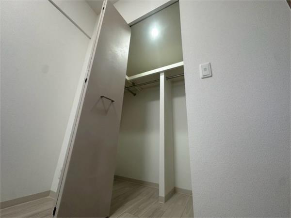 NEコート甲南町 収納