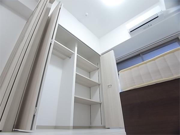 プレジオ神戸WEST 収納