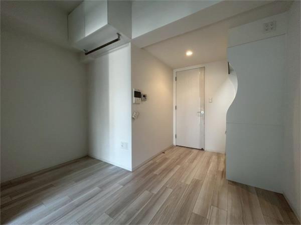 セレニテ神戸元町クレア リビング