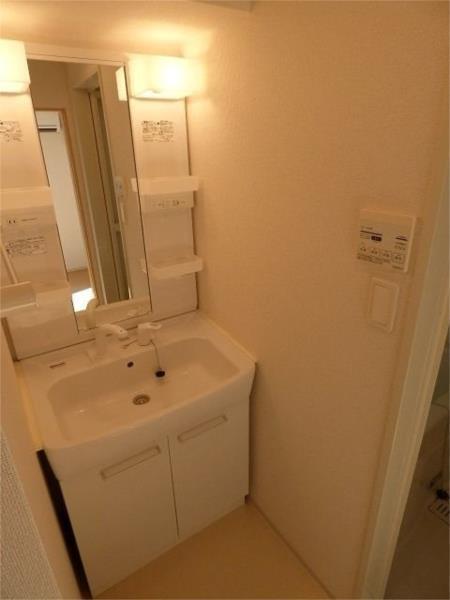 ポレール伊川III 部屋画像