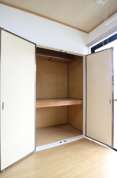 セジュール北八代　B棟 収納