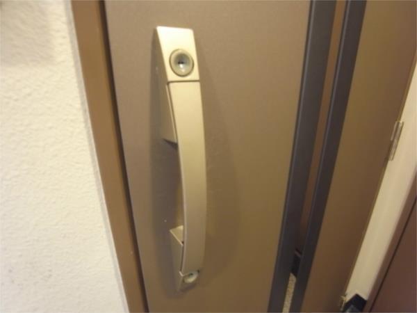 デルファーレ神戸三宮 玄関