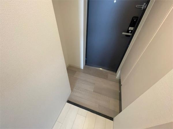 silus東灘深江 玄関