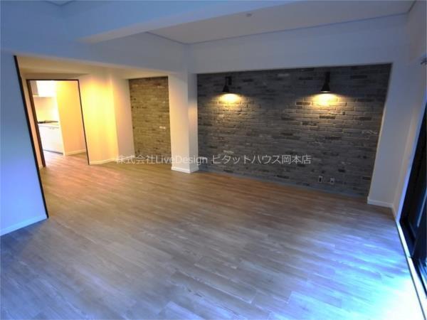 ロイヤル山芦屋 リビング