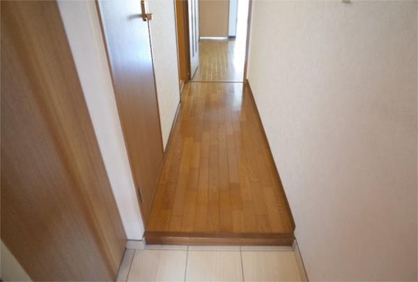 ラムール住吉 玄関