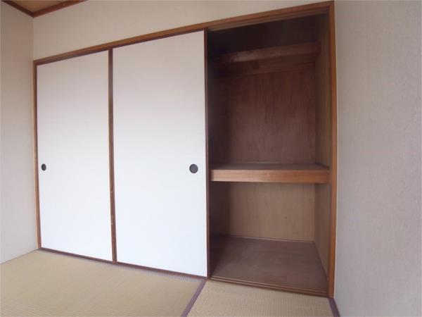 行幸ハイツ 収納