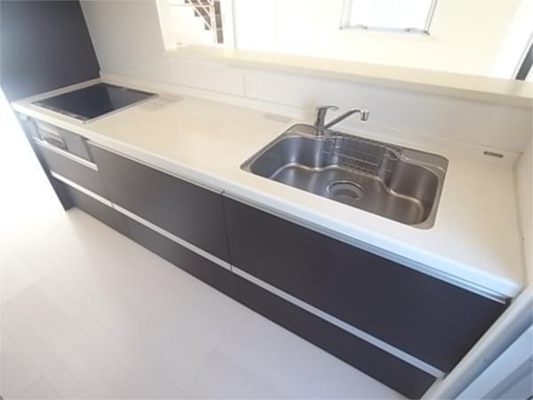 八十塚ヒルズ キッチン