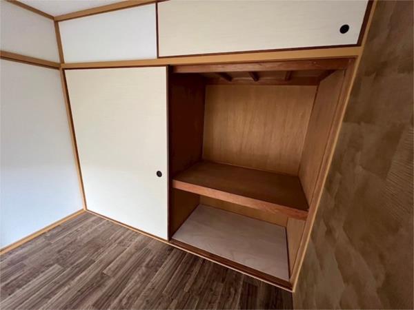 鈴蘭泉台第二住宅５号棟 5 収納