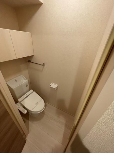 THE RESIDENCE 姫路神屋町 トイレ