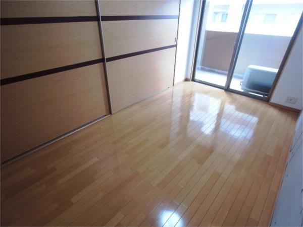 アーバングリーン神戸元町（308） リビング