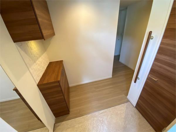 オカバ姫路青山シャーメゾン B棟 玄関