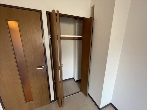 シャンブル甲東園 収納