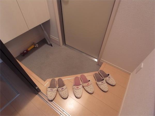 パインウエスト夙川 玄関