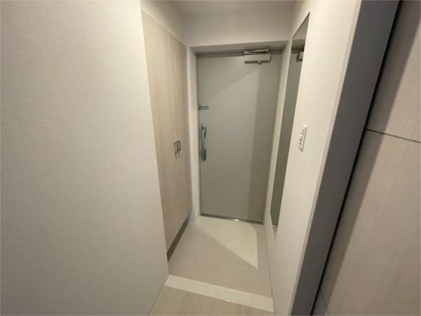 ラヴィベール西宮 玄関