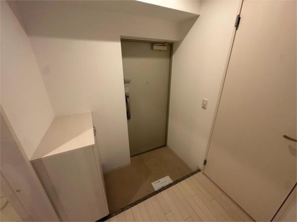 シルエラ甲南山手 玄関
