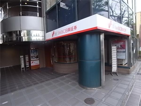 SMBC日興証券：284m