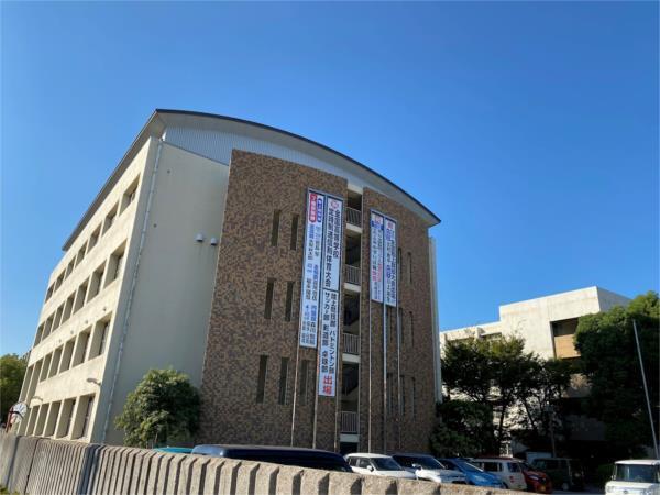 兵庫県立飾磨工業高等学校：1007m