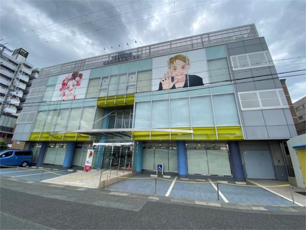 姫路理容美容専門学校：604m
