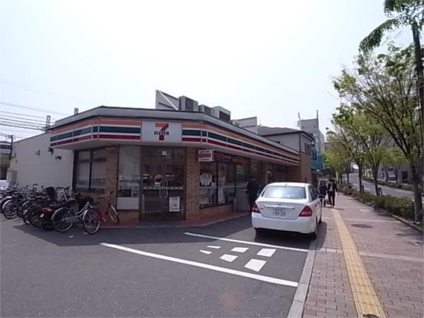 セブンイレブン芦屋公光町店：151m