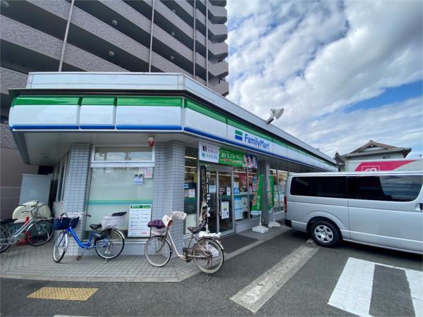 ファミリーマート 姫路壱丁町店：514m