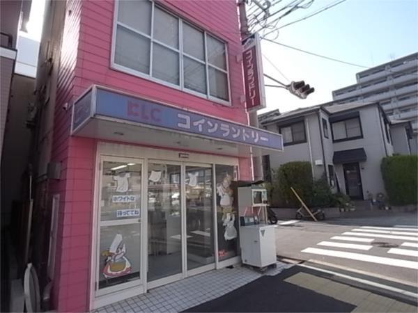 コインランドリー：342m