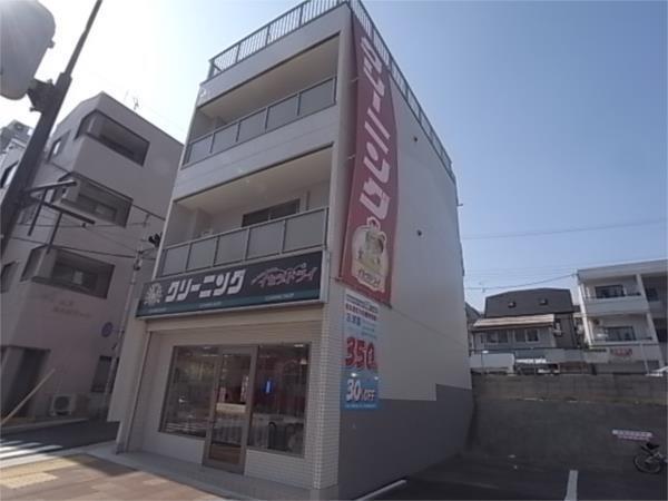 クリーニング屋：309m