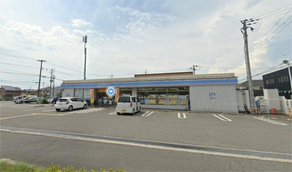 ローソン 姫路飾磨城南町店：352m