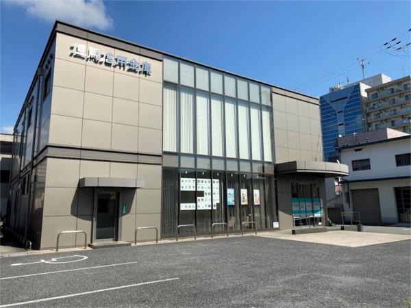 但馬信用金庫　延末支店：1437m